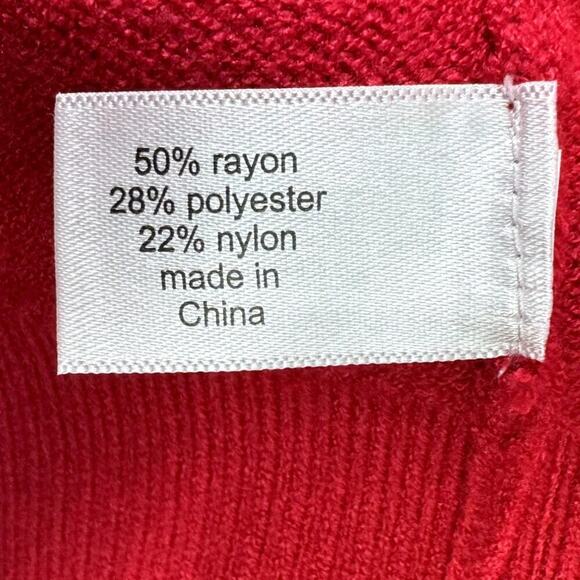 Lane Bryant Red Pullover Sweater Gold Button Shoulder Detail Women's Size 22/24 - Picture 5 of 12